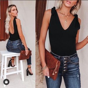 🖤NWT🖤 VICI tie-sleeve cotton body suit